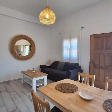Aremar Elafonisos Apartman *